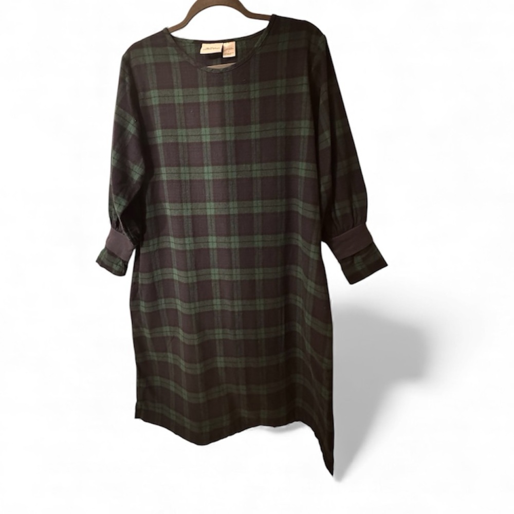 Chic Asymmetrical Plaid Dress in Green and Black